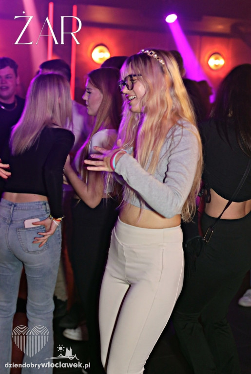 Skolim w klubie ŻAR