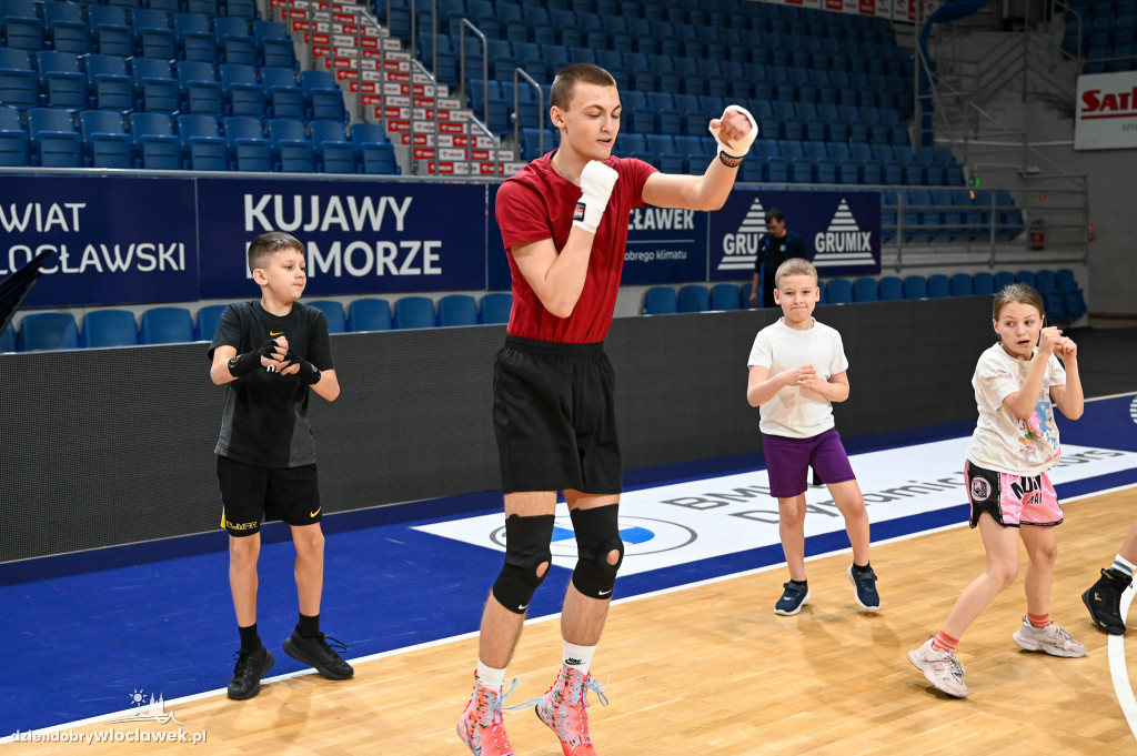 Seminarium sztuk walki z Krzysztofem Głowackim
