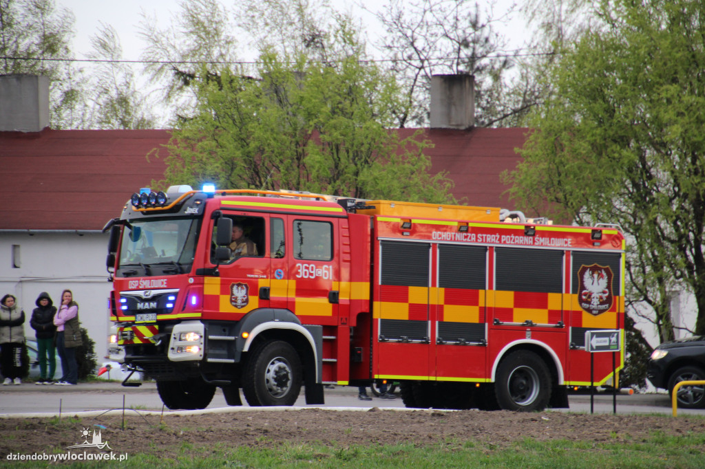 Pożar hali produkcyjnej w Dziardonicach