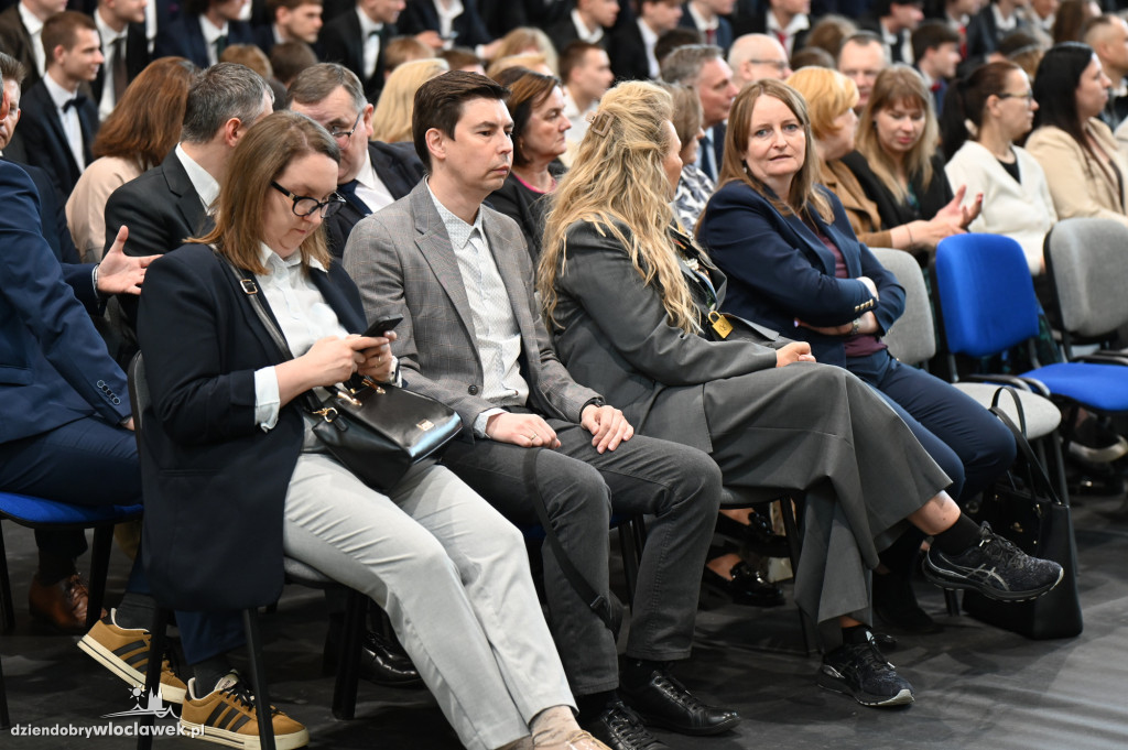 Elektryk: Zakończenie roku maturzystów 2026