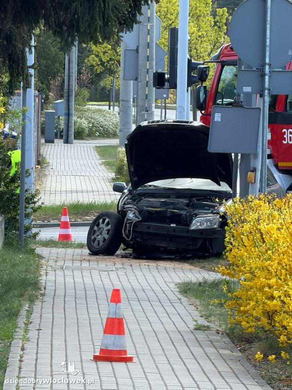 Zderzenie dwóch samochodów na Południu