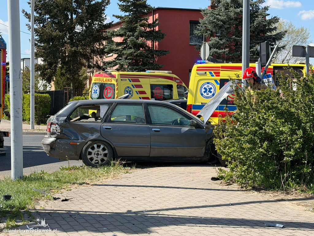 Zderzenie dwóch samochodów na Południu