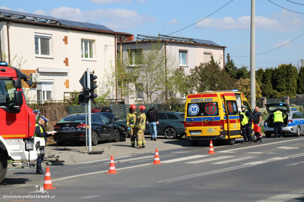Zderzenie dwóch samochodów na Południu