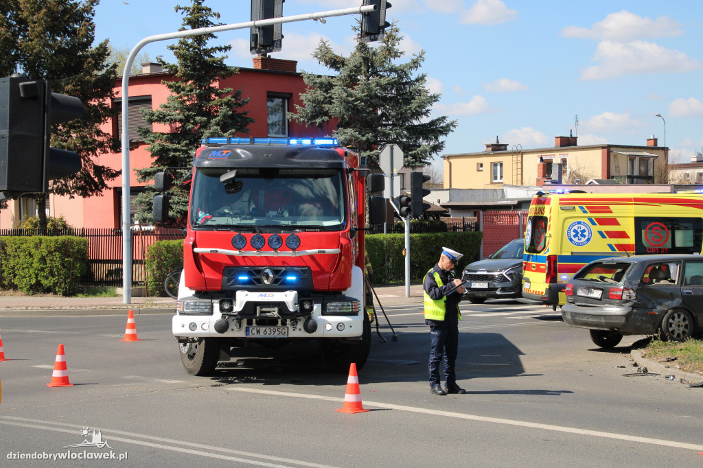 Zderzenie dwóch samochodów na Południu