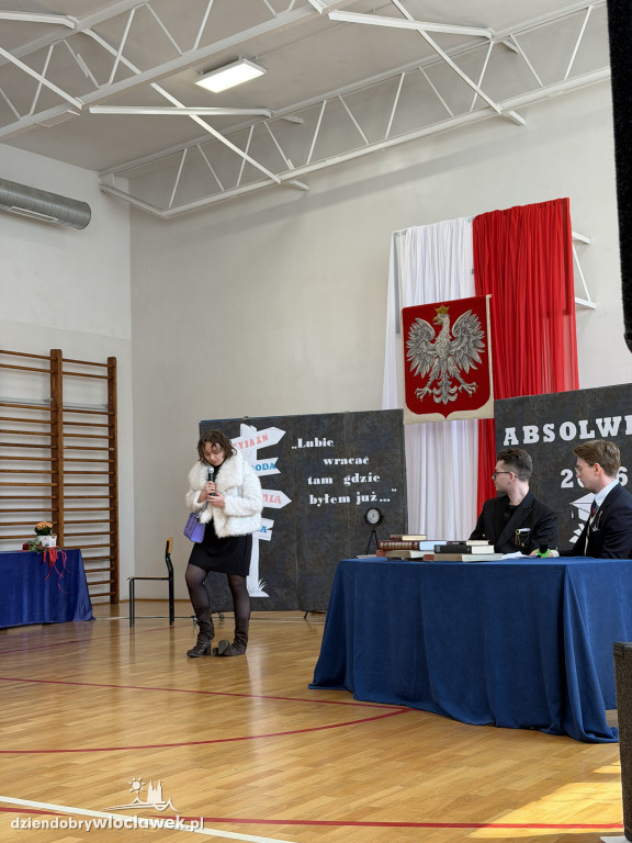 Ekonomik: Zakończenie roku maturzystów 2026