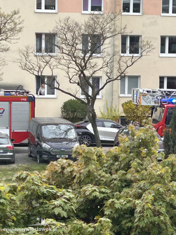 Pożar w wieżowcu na Placu Kolanowszczyzna