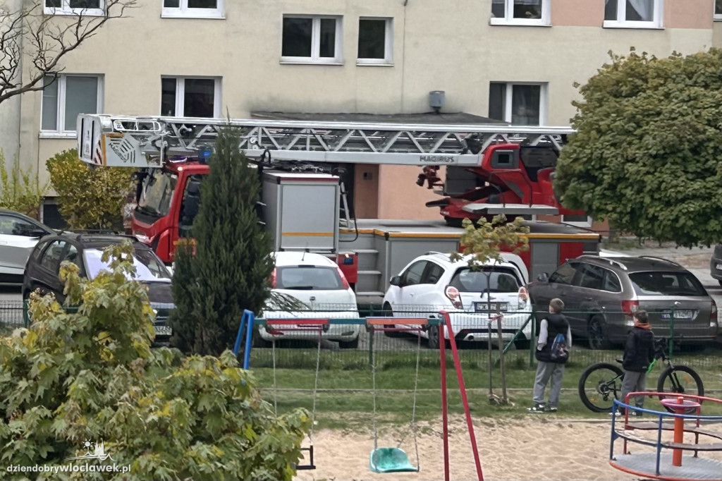 Pożar w wieżowcu na Placu Kolanowszczyzna