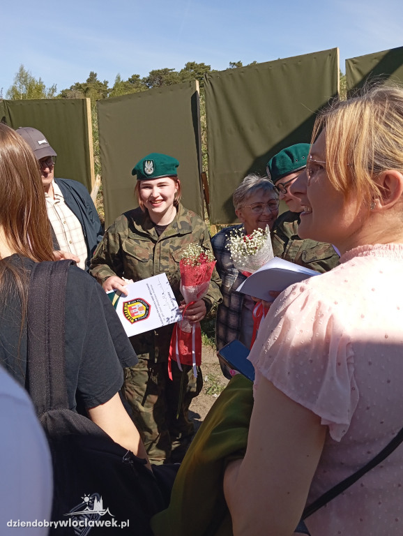 Piknik militarny JS 4051: przysięga strzelecka