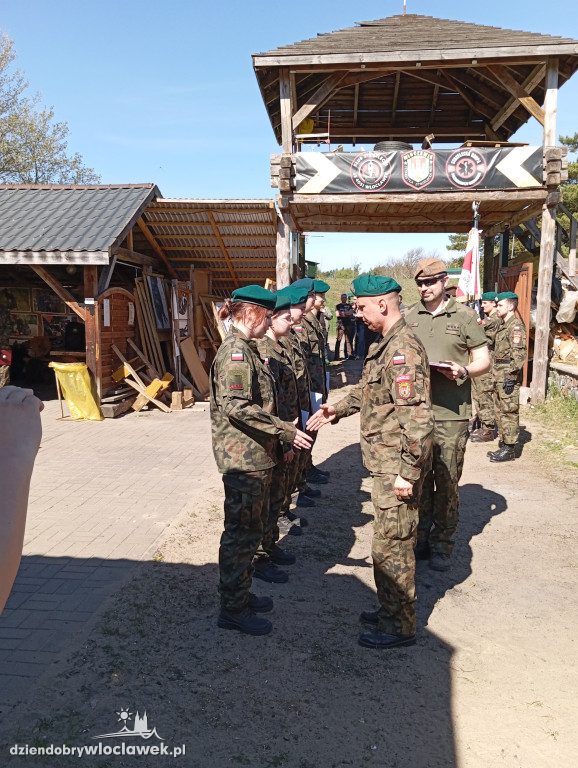 Piknik militarny JS 4051: przysięga strzelecka