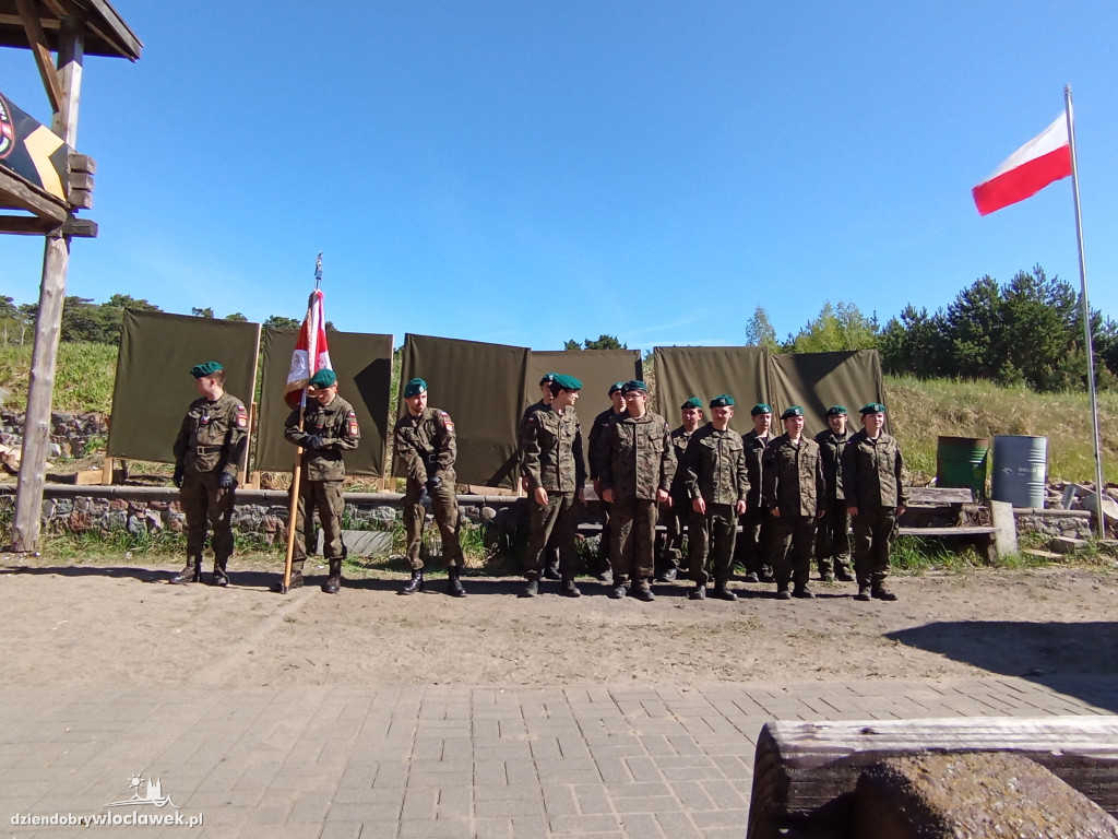 Piknik militarny JS 4051: przysięga strzelecka