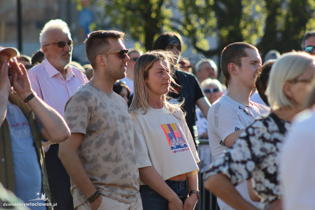 Festiwal 3 Maja: Poparzeni Kawą Trzy
