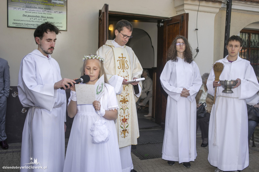 Pierwsza Komunia za nami. Klasztor Franciszkanów