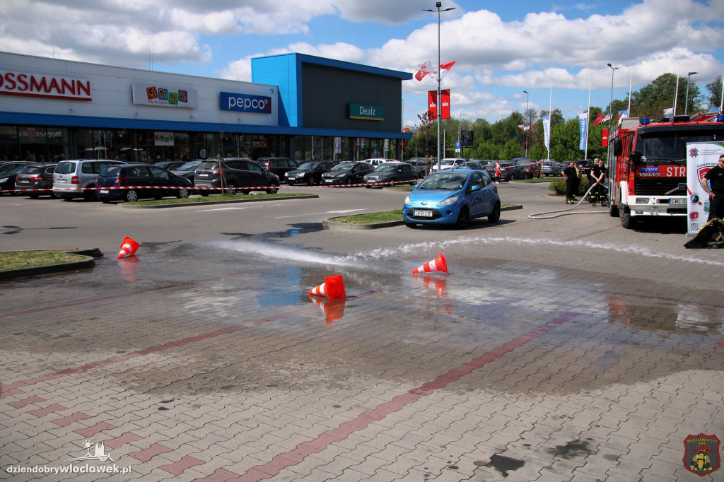 Strażacki pokaz w BiG Włocławek