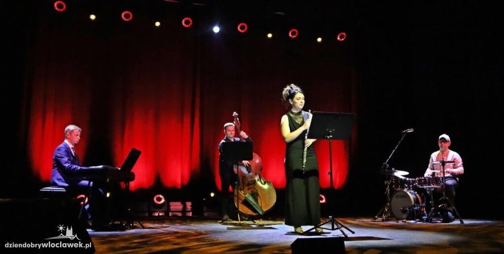 Recital fletowy w Wahadle