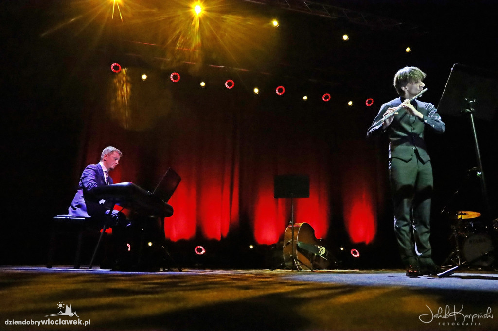 Recital fletowy w Wahadle