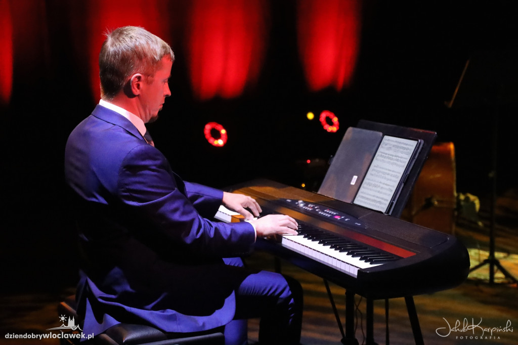 Recital fletowy w Wahadle