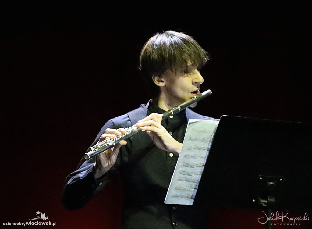 Recital fletowy w Wahadle