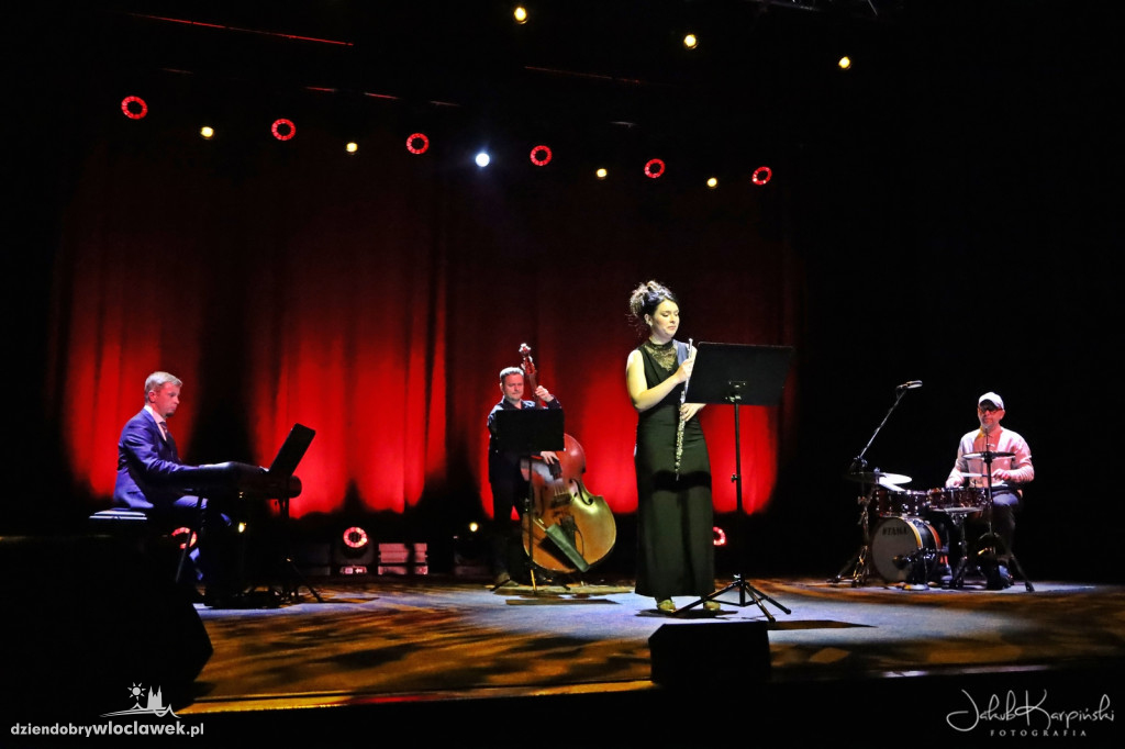 Recital fletowy w Wahadle