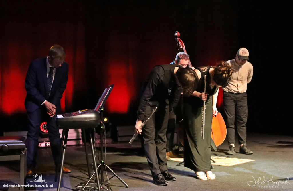 Recital fletowy w Wahadle