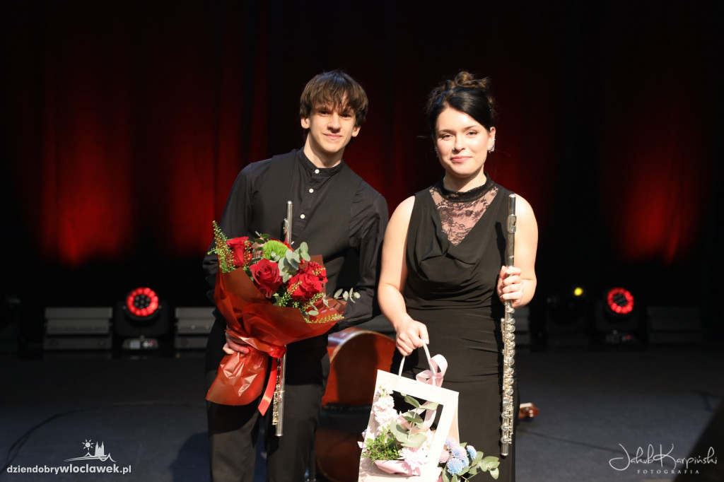 Recital fletowy w Wahadle