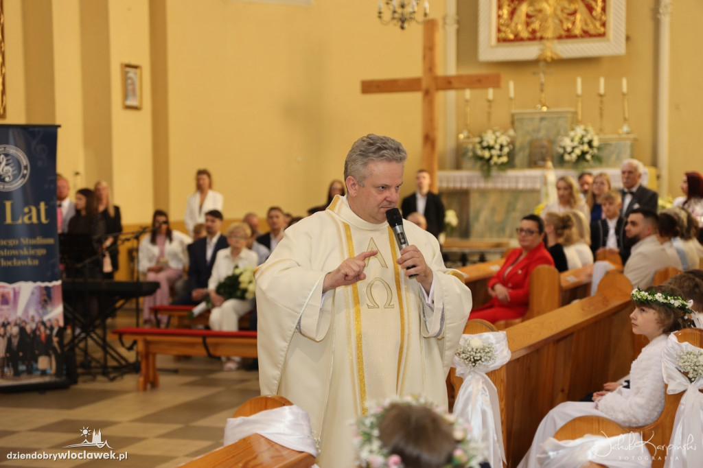 Komunia u Św. Stanisława: SP 12