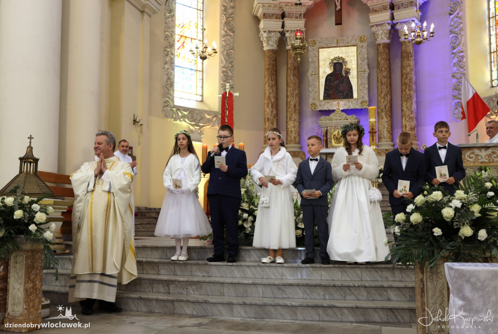 Komunia u Św. Stanisława: SP 12