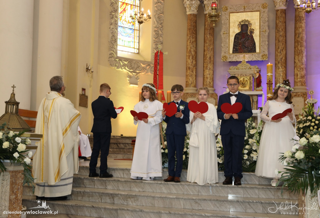 Komunia u Św. Stanisława: SP 12