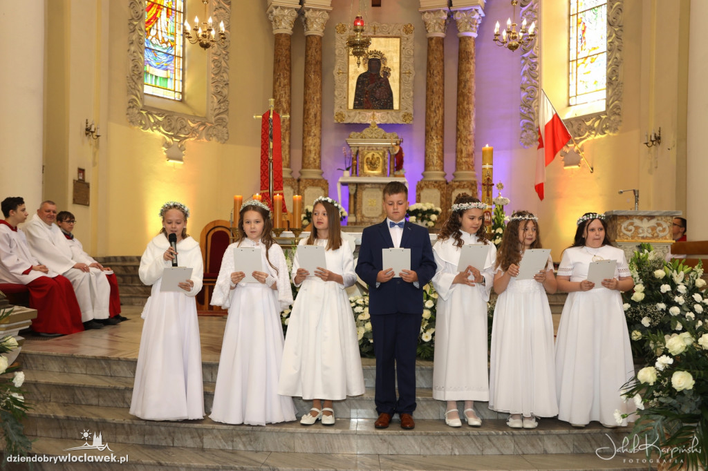 Komunia u Św. Stanisława: SP 7