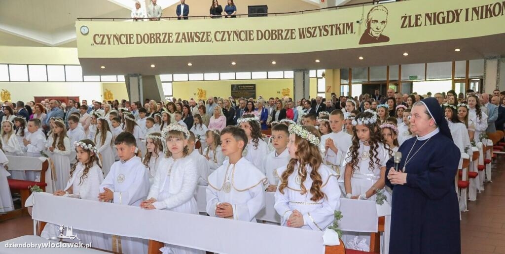 Komunia w PNSJ przy Ostrowskiej