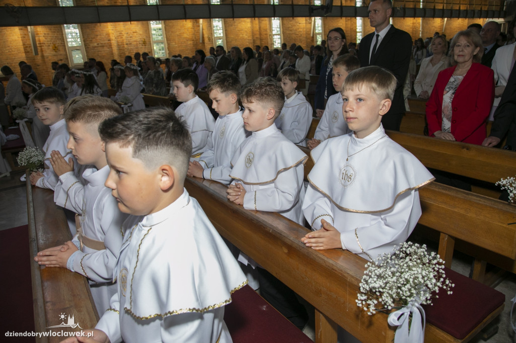 Komunia w parafii Św. Józefa przy Promiennej
