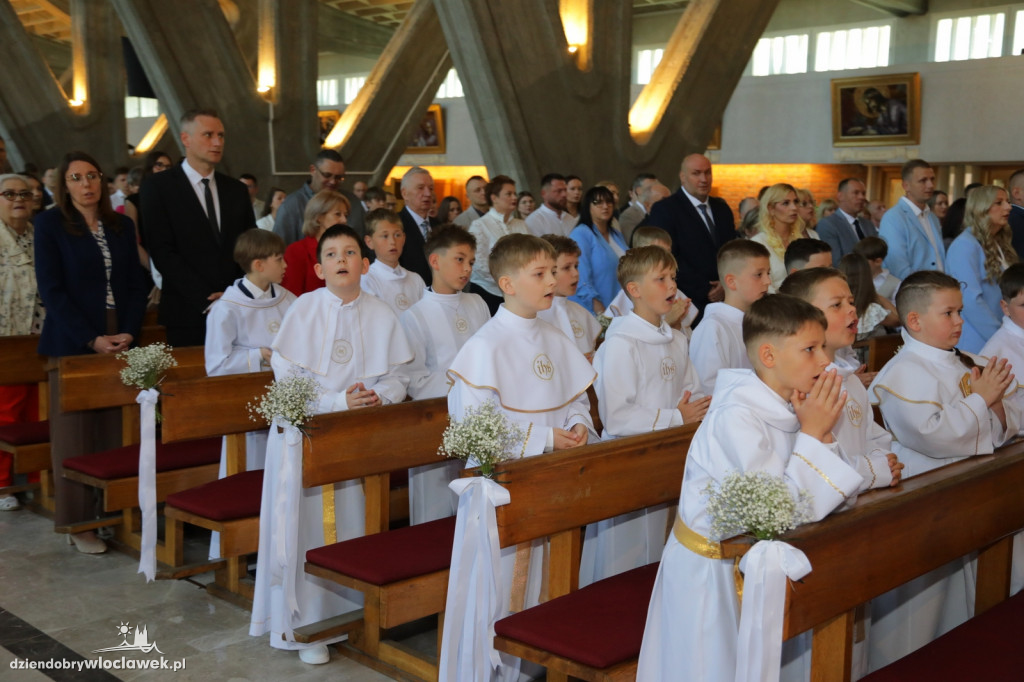 Komunia w parafii Św. Józefa przy Promiennej
