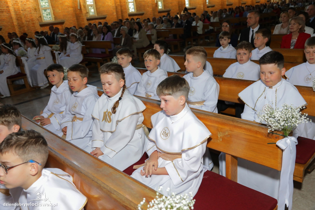 Komunia w parafii Św. Józefa przy Promiennej