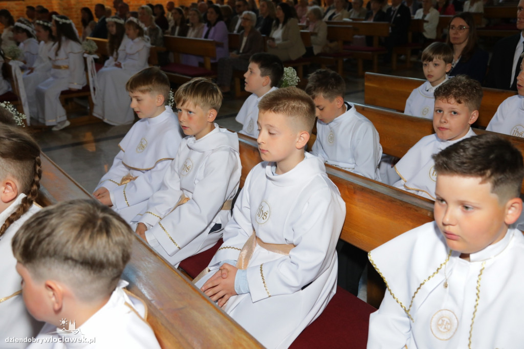 Komunia w parafii Św. Józefa przy Promiennej