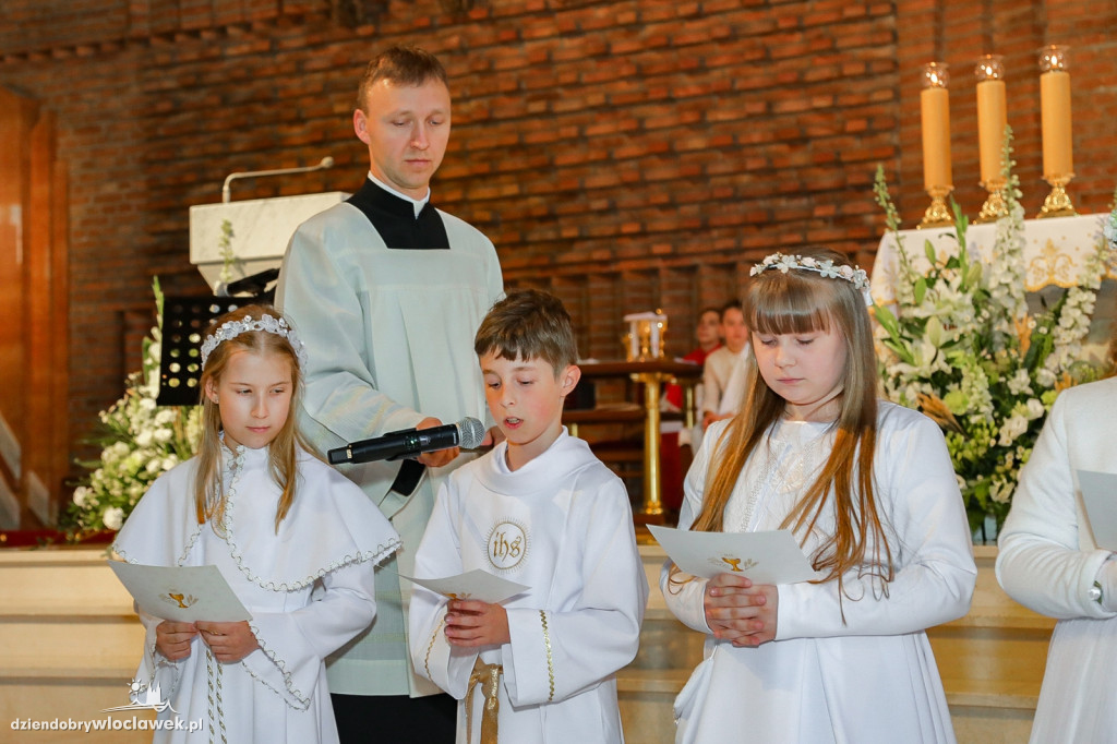 Komunia w parafii Św. Józefa przy Promiennej