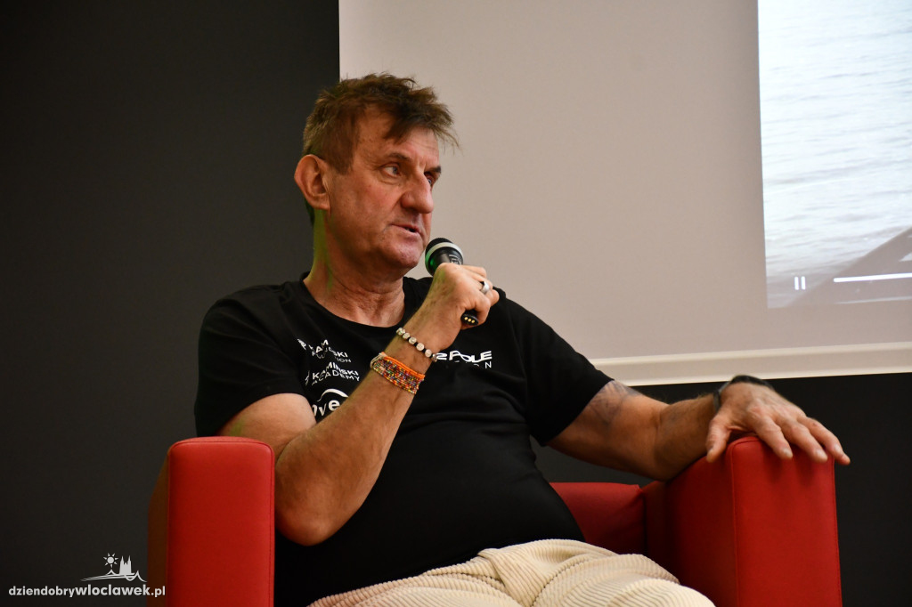 Marek Kamiński w MBP we Włocławku