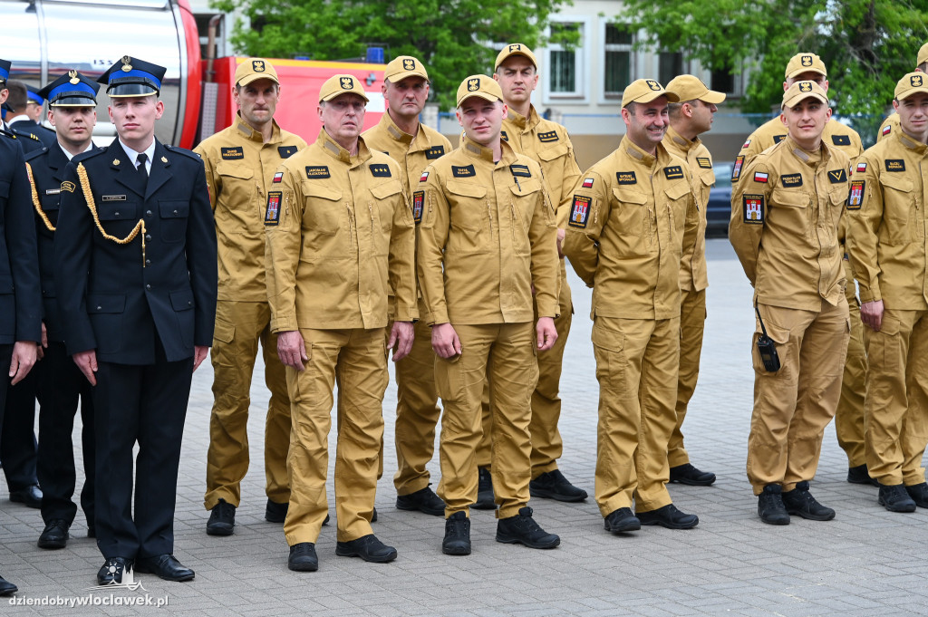 Nagrody i awanse dla strażaków