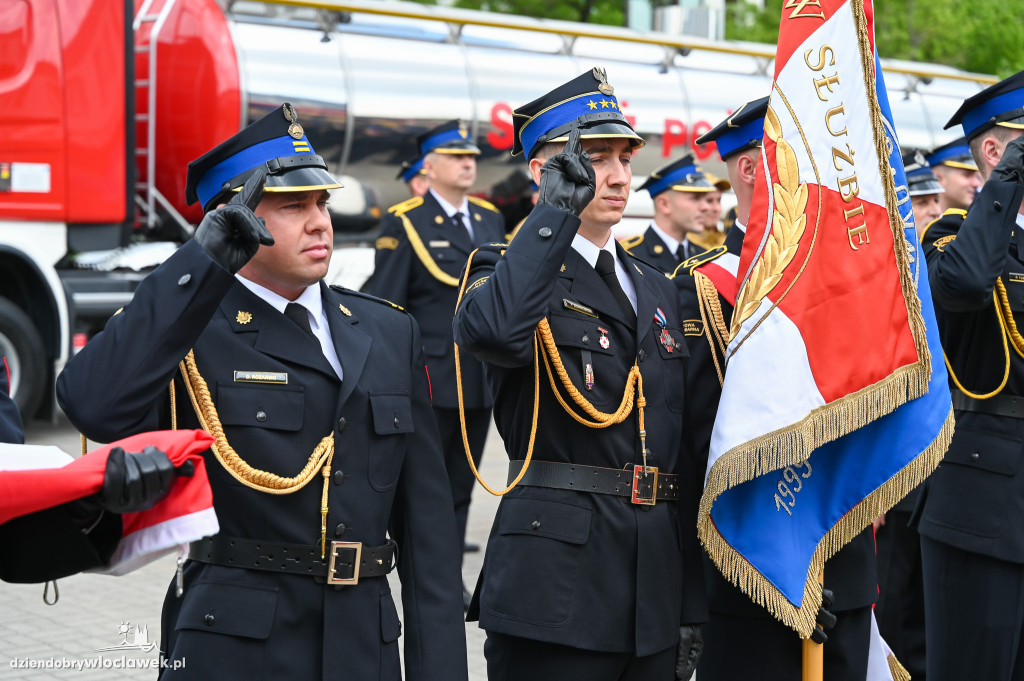 Nagrody i awanse dla strażaków