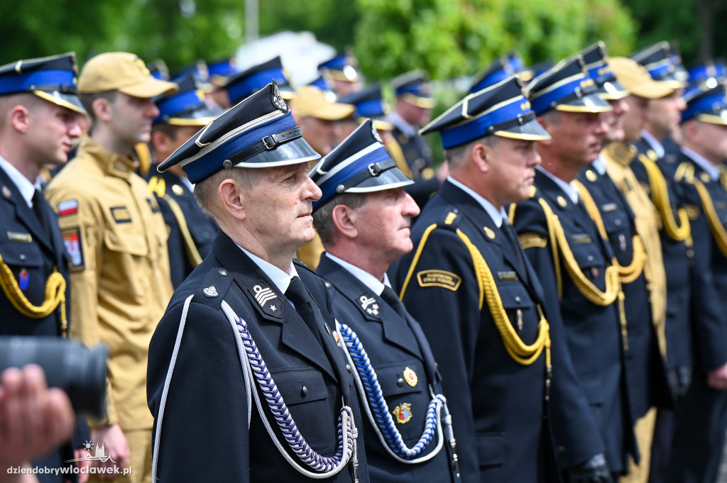 Nagrody i awanse dla strażaków
