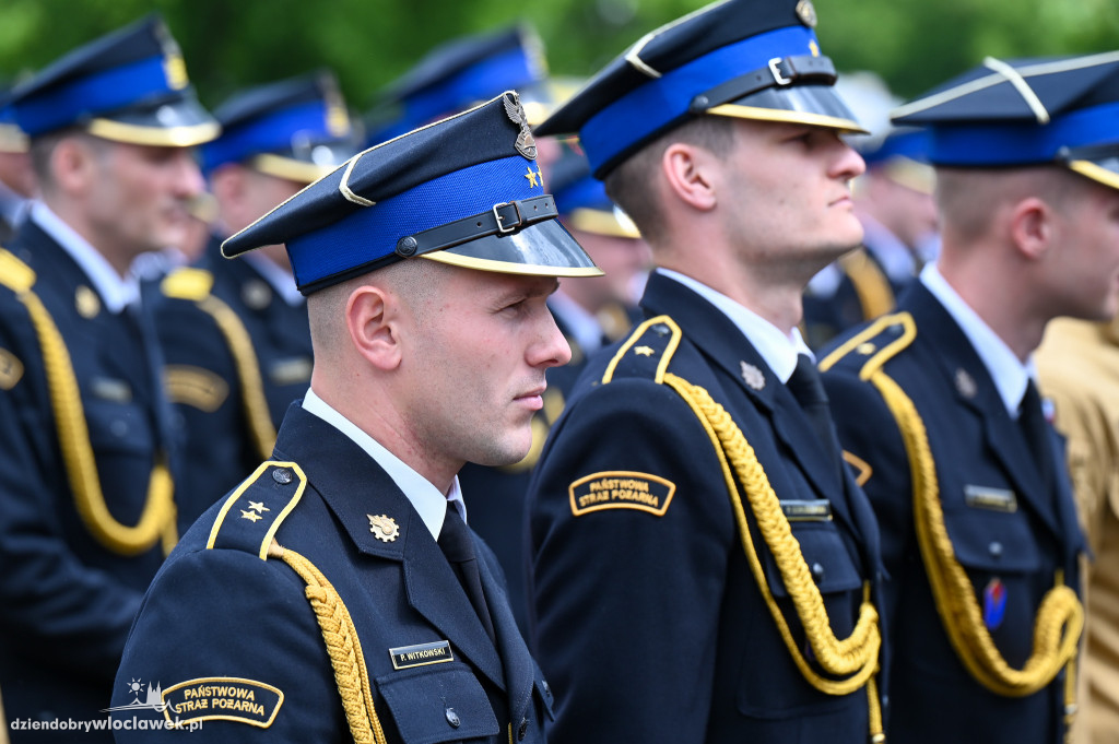 Nagrody i awanse dla strażaków