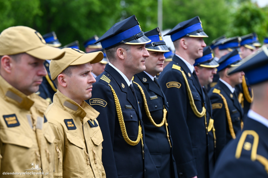 Nagrody i awanse dla strażaków