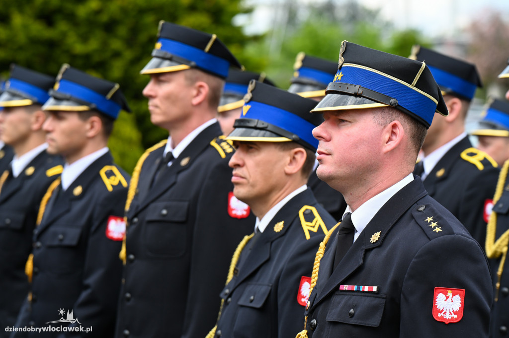 Nagrody i awanse dla strażaków