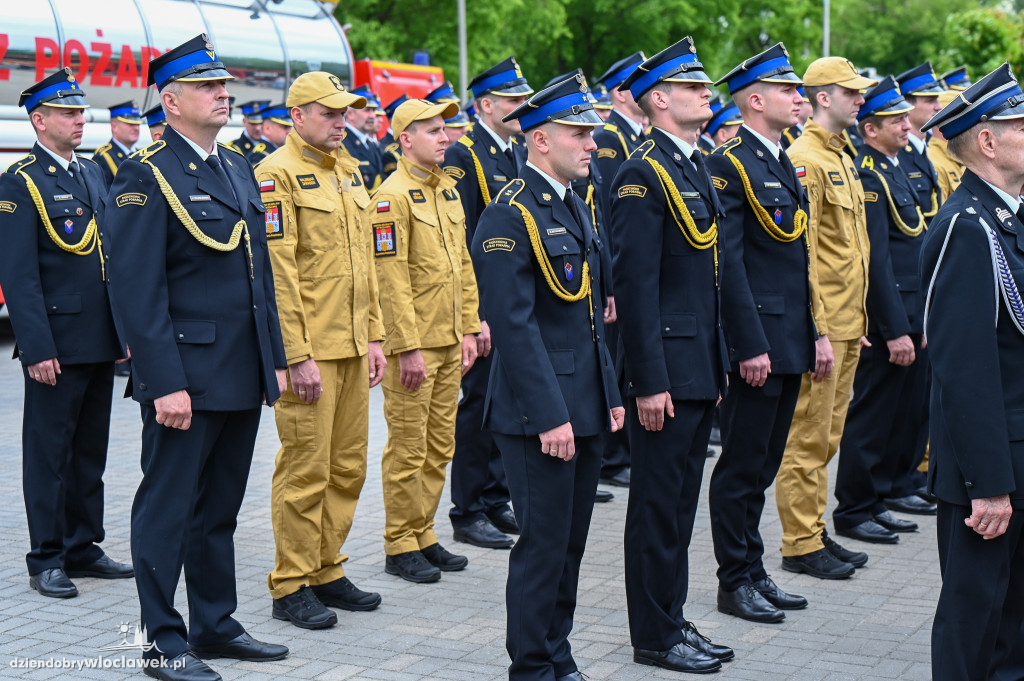 Nagrody i awanse dla strażaków