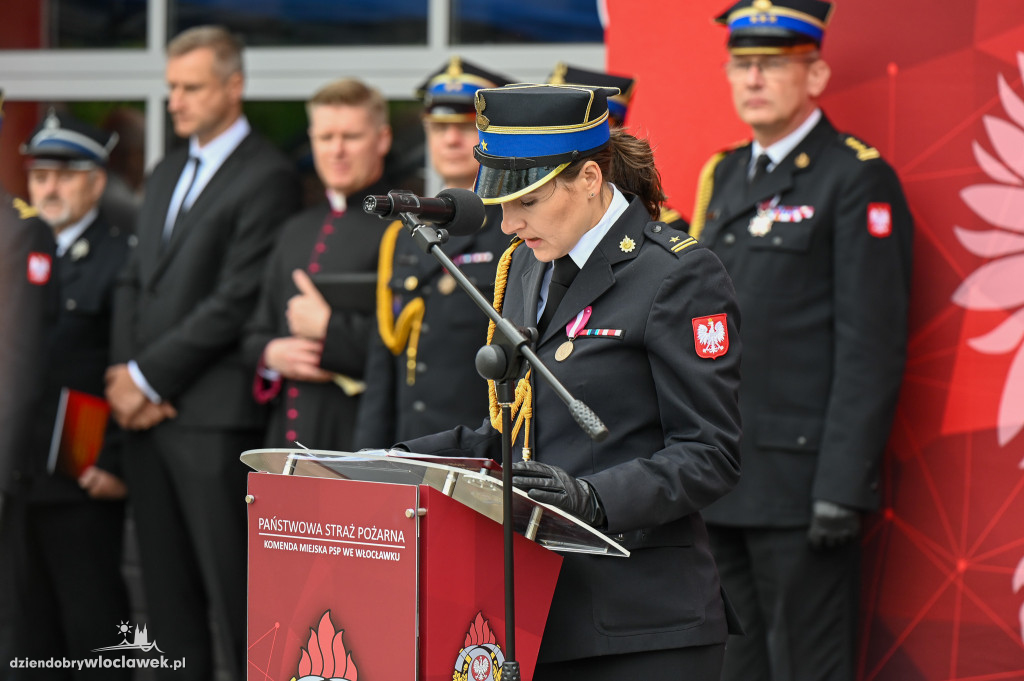 Nagrody i awanse dla strażaków