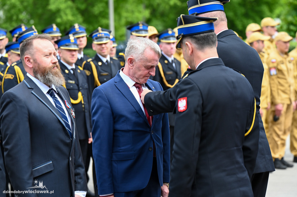 Nagrody i awanse dla strażaków