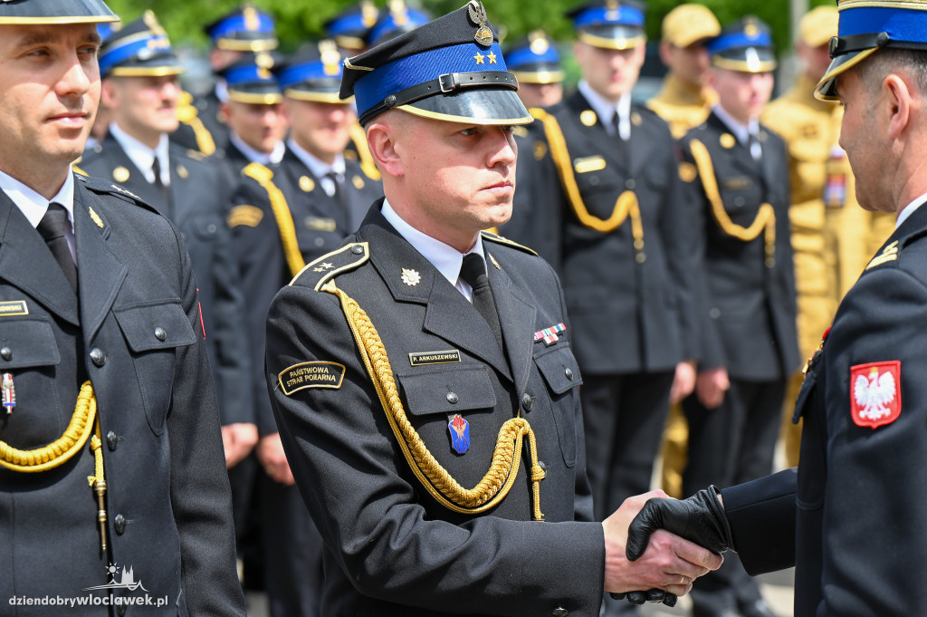 Nagrody i awanse dla strażaków