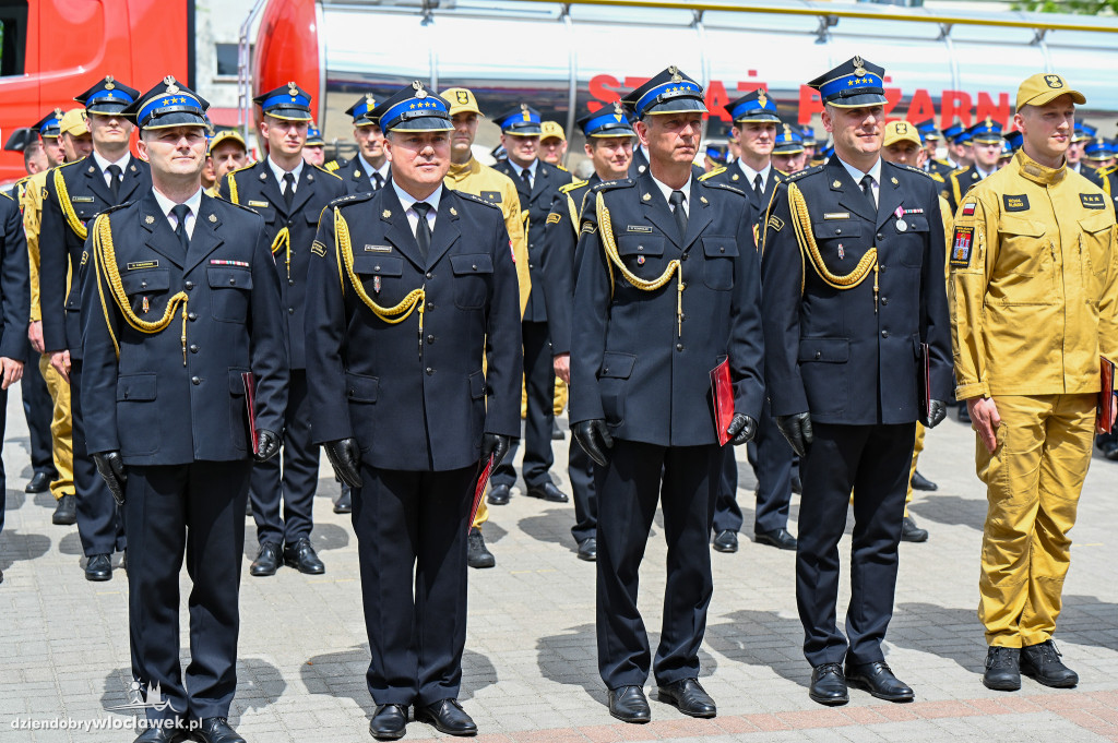 Nagrody i awanse dla strażaków