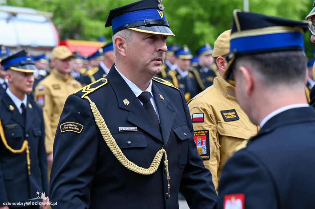 Nagrody i awanse dla strażaków