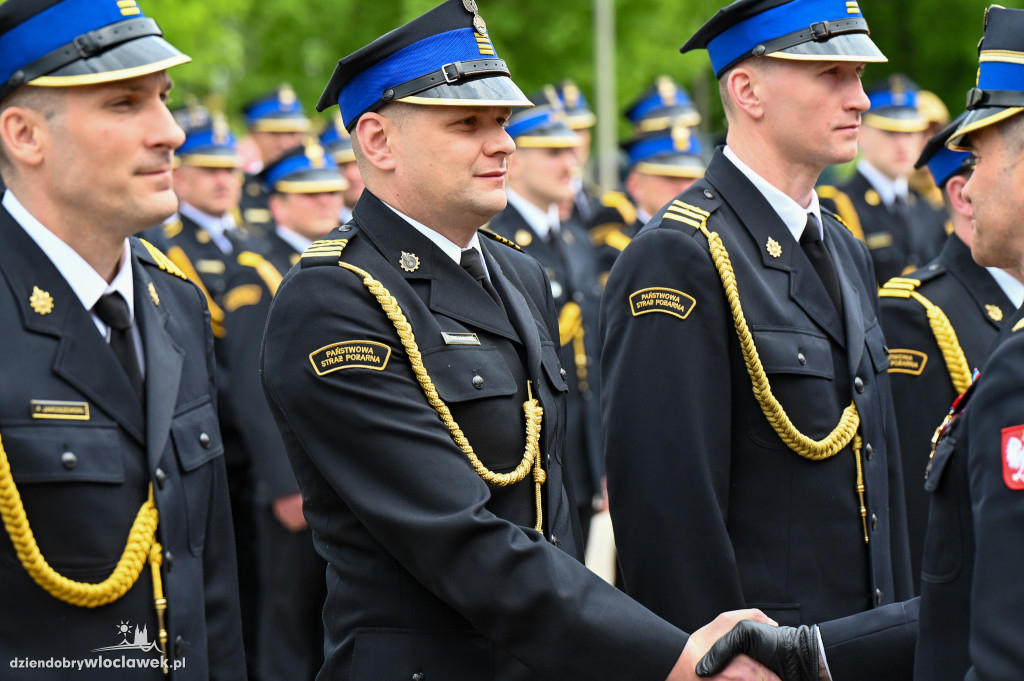 Nagrody i awanse dla strażaków