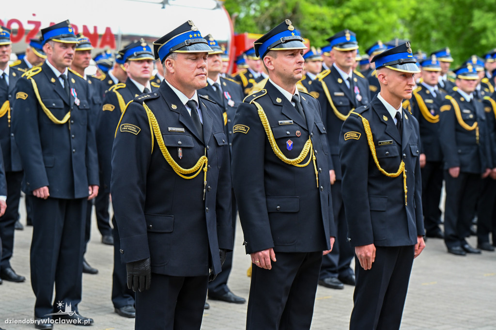Nagrody i awanse dla strażaków