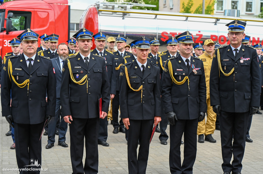 Nagrody i awanse dla strażaków